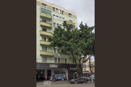 Apartamento à venda com 69m², 2 quartos e 1 vaga Apartamento à venda com 69m², 2 quartos e 1 vagaFachada