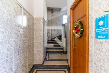 Apartamento à venda com 69m², 2 quartos e 1 vaga Apartamento à venda com 69m², 2 quartos e 1 vagaHall social