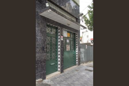 Apartamento à venda com 69m², 2 quartos e 1 vaga Apartamento à venda com 69m², 2 quartos e 1 vagaFachada