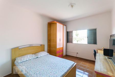 Quarto de casa à venda com 3 quartos, 150m² em Taboão, Diadema