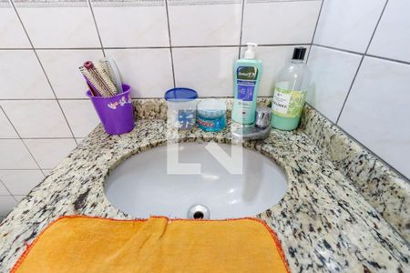 Casa à venda com 157m², 3 quartos e 1 vaga Casa à venda com 157m², 3 quartos e 1 vagaBanheiro de Serviço