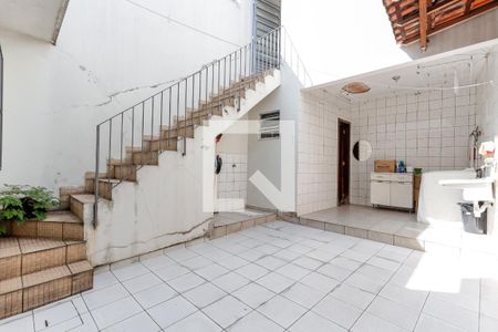 Casa à venda com 157m², 3 quartos e 1 vaga Casa à venda com 157m², 3 quartos e 1 vagaQuintal