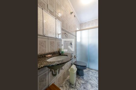 Casa à venda com 157m², 3 quartos e 1 vaga Casa à venda com 157m², 3 quartos e 1 vagaBanheiro