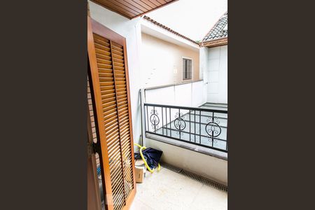 Casa à venda com 455m², 5 quartos e 3 vagas Casa à venda com 455m², 5 quartos e 3 vagasQuarto 3 - Varanda