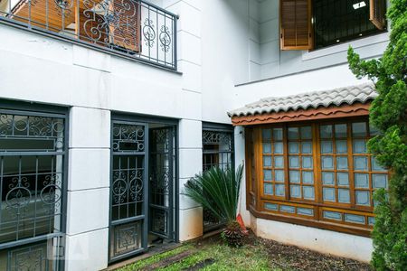 Casa à venda com 455m², 5 quartos e 3 vagas Casa à venda com 455m², 5 quartos e 3 vagasJardim de Inverno