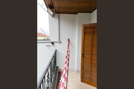 Casa à venda com 455m², 5 quartos e 3 vagas Casa à venda com 455m², 5 quartos e 3 vagasQuarto 4 - Varanda