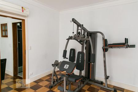 Casa à venda com 455m², 5 quartos e 3 vagas Casa à venda com 455m², 5 quartos e 3 vagasQuarto 3