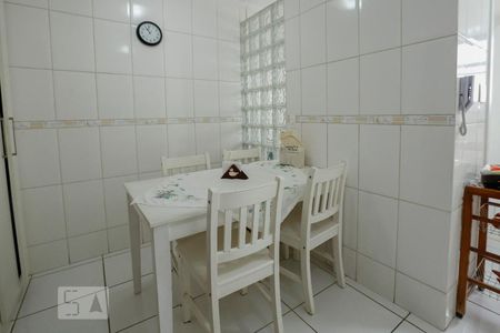 Apartamento à venda com 150m², 3 quartos e 3 vagas Apartamento à venda com 150m², 3 quartos e 3 vagasCozinha