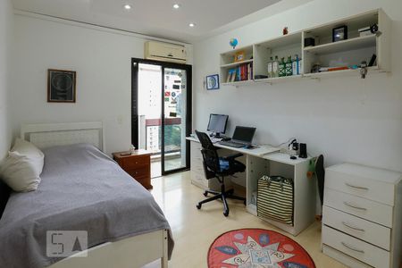 Apartamento à venda com 150m², 3 quartos e 3 vagas Apartamento à venda com 150m², 3 quartos e 3 vagasQuarto 1