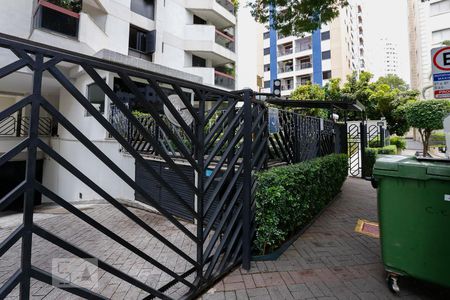 Apartamento à venda com 150m², 3 quartos e 3 vagas Apartamento à venda com 150m², 3 quartos e 3 vagasFachada