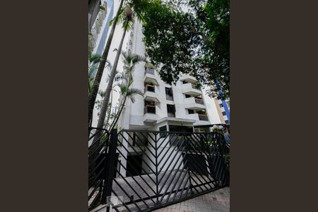 Apartamento à venda com 150m², 3 quartos e 3 vagas Apartamento à venda com 150m², 3 quartos e 3 vagasFachada