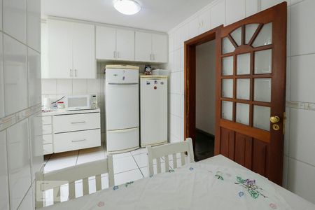 Apartamento à venda com 150m², 3 quartos e 3 vagas Apartamento à venda com 150m², 3 quartos e 3 vagasCozinha