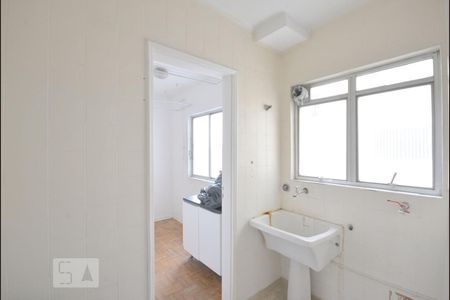 Apartamento à venda com 115m², 2 quartos e 1 vagaArea de Serviço