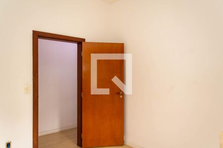 Casa à venda com 600m², 6 quartos e 6 vagas Casa à venda com 600m², 6 quartos e 6 vagasQuarto 2