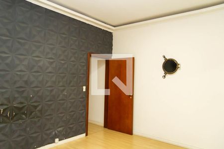 Casa à venda com 600m², 6 quartos e 6 vagas Casa à venda com 600m², 6 quartos e 6 vagasQuarto 5