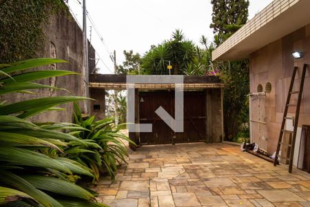 Casa à venda com 600m², 6 quartos e 6 vagas Casa à venda com 600m², 6 quartos e 6 vagasGaragem 2 e quintal