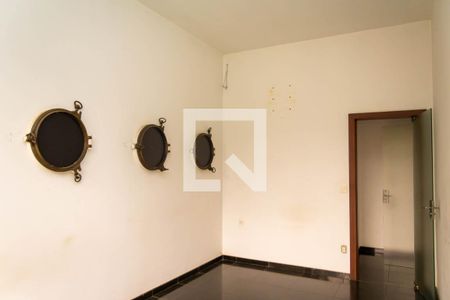 Casa à venda com 600m², 6 quartos e 6 vagas Casa à venda com 600m², 6 quartos e 6 vagasQuarto 1