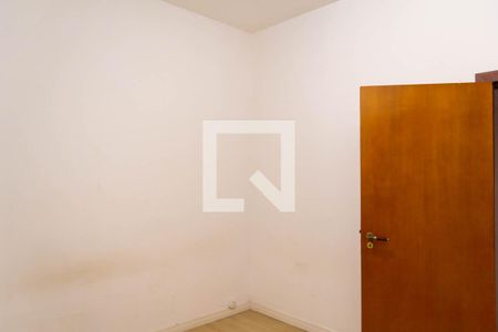 Casa à venda com 600m², 6 quartos e 6 vagas Casa à venda com 600m², 6 quartos e 6 vagasQuarto 3