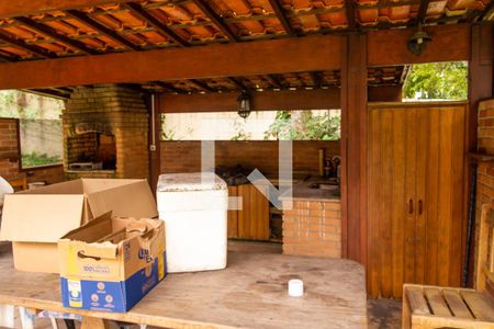 Casa à venda com 600m², 6 quartos e 6 vagas Casa à venda com 600m², 6 quartos e 6 vagasEspaço Gourmet