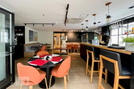 Studio para alugar com 26m², 1 quarto e 1 vaga Studio para alugar com 26m², 1 quarto e 1 vagaRestaurante