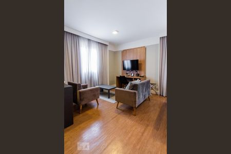 Studio para alugar com 26m², 1 quarto e 1 vaga Studio para alugar com 26m², 1 quarto e 1 vagaStudio