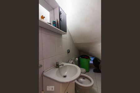 Casa à venda com 125m², 4 quartos e 1 vaga Casa à venda com 125m², 4 quartos e 1 vagaLavabo