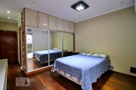 Casa à venda com 600m², 4 quartos e 6 vagasSuíte 3