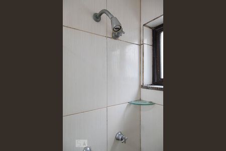 Apartamento à venda com 85m², 3 quartos e 1 vaga Apartamento à venda com 85m², 3 quartos e 1 vagaBanheiro da suíte