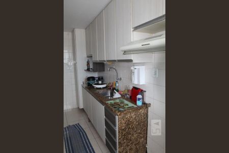 Apartamento à venda com 80m², 2 quartos e 1 vagaCozinha