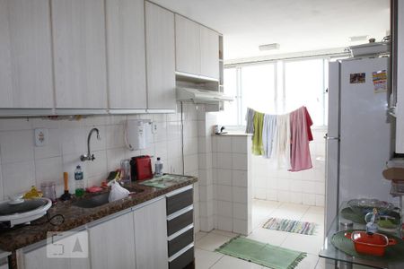 Apartamento à venda com 80m², 2 quartos e 1 vagaCozinha
