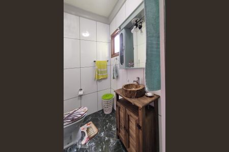 Casa à venda com 257m², 4 quartos e 4 vagasBanheiro 2