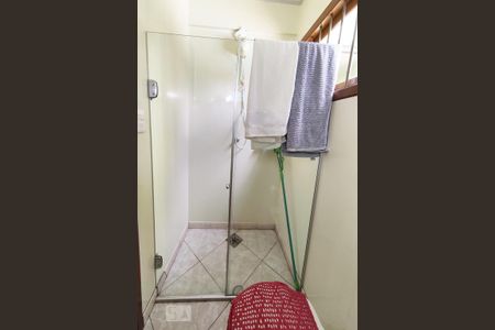 Casa à venda com 257m², 4 quartos e 4 vagasBanheiro