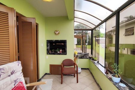 Casa à venda com 257m², 4 quartos e 4 vagasSacada Gourmet 