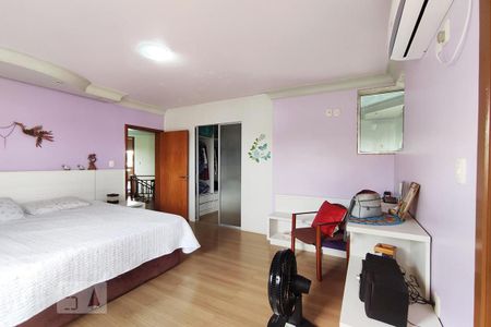 Casa à venda com 257m², 4 quartos e 4 vagasQuarto 3 - Suíte