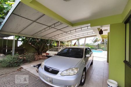 Casa à venda com 257m², 4 quartos e 4 vagasGaragem
