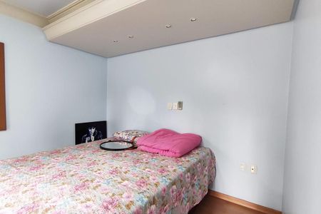 Casa à venda com 257m², 4 quartos e 4 vagasQuarto 2