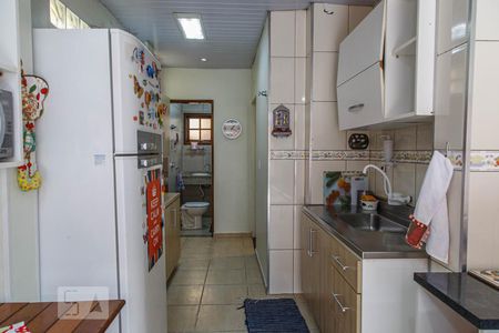 Casa à venda com 170m², 3 quartos e sem vaga Casa à venda com 170m², 3 quartos e sem vagaCozinha