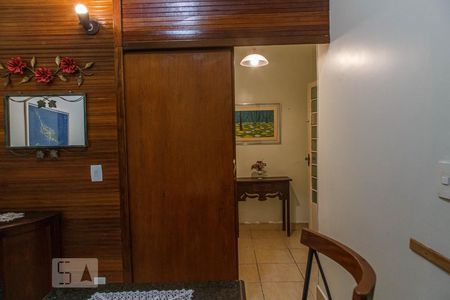 Casa à venda com 170m², 3 quartos e sem vaga Casa à venda com 170m², 3 quartos e sem vagaSala de Jantar