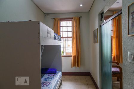 Casa à venda com 170m², 3 quartos e sem vaga Casa à venda com 170m², 3 quartos e sem vagaQuarto 2