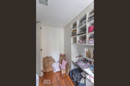 Apartamento à venda com 65m², 2 quartos e 2 vagas Apartamento à venda com 65m², 2 quartos e 2 vagasQuarto