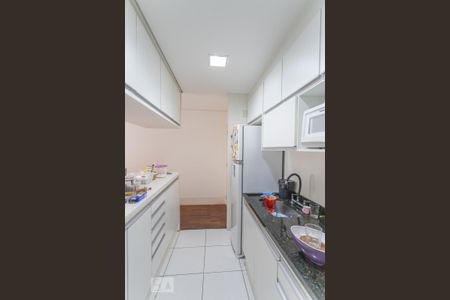 Apartamento à venda com 65m², 2 quartos e 2 vagas Apartamento à venda com 65m², 2 quartos e 2 vagasCozinha