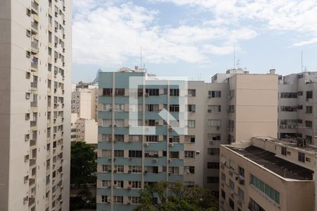 Apartamento à venda com 220m², 3 quartos e 3 vagas Apartamento à venda com 220m², 3 quartos e 3 vagasVista da Área de Serviço