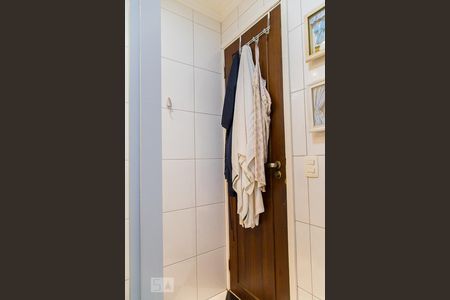 Apartamento para alugar com 70m², 2 quartos e 1 vaga Apartamento para alugar com 70m², 2 quartos e 1 vagaBanheiro