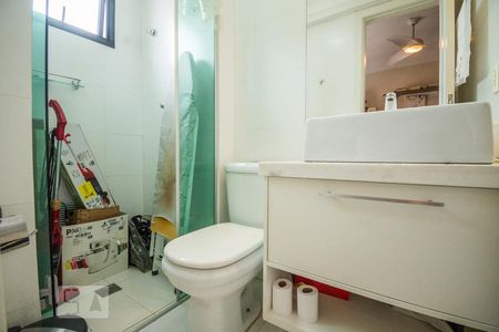 Apartamento à venda com 117m², 3 quartos e 2 vagasBanheiro da Suíte 2