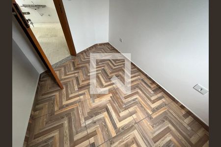 Quarto 1 de casa de condomínio para alugar com 2 quartos, 39m² em Parque Boturussu, São Paulo