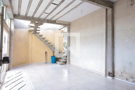 Casa à venda com 120m², 3 quartos e 3 vagas Casa à venda com 120m², 3 quartos e 3 vagasGaragem