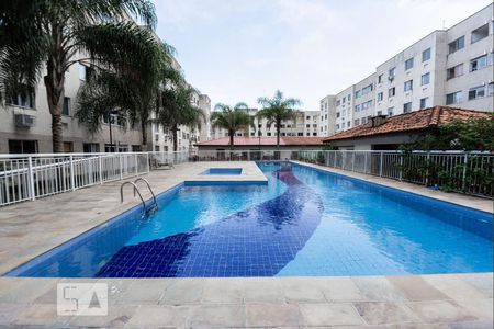 Apartamento à venda com 48m², 2 quartos e 1 vaga Apartamento à venda com 48m², 2 quartos e 1 vagaÁrea comum - piscina