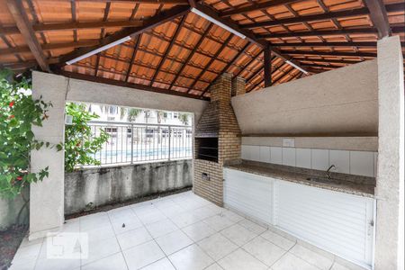 Apartamento à venda com 48m², 2 quartos e 1 vaga Apartamento à venda com 48m², 2 quartos e 1 vagaÁrea comum - churrasqueira