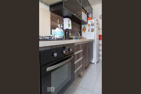 Apartamento à venda com 48m², 2 quartos e 1 vaga Apartamento à venda com 48m², 2 quartos e 1 vagaCozinha