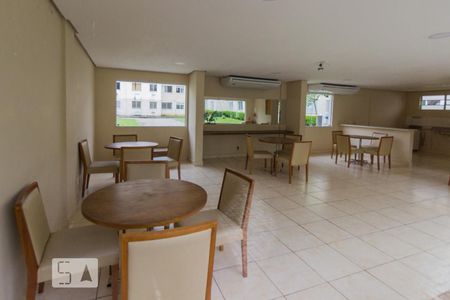 Apartamento à venda com 48m², 2 quartos e 1 vaga Apartamento à venda com 48m², 2 quartos e 1 vagaÁrea comum - salão de festas